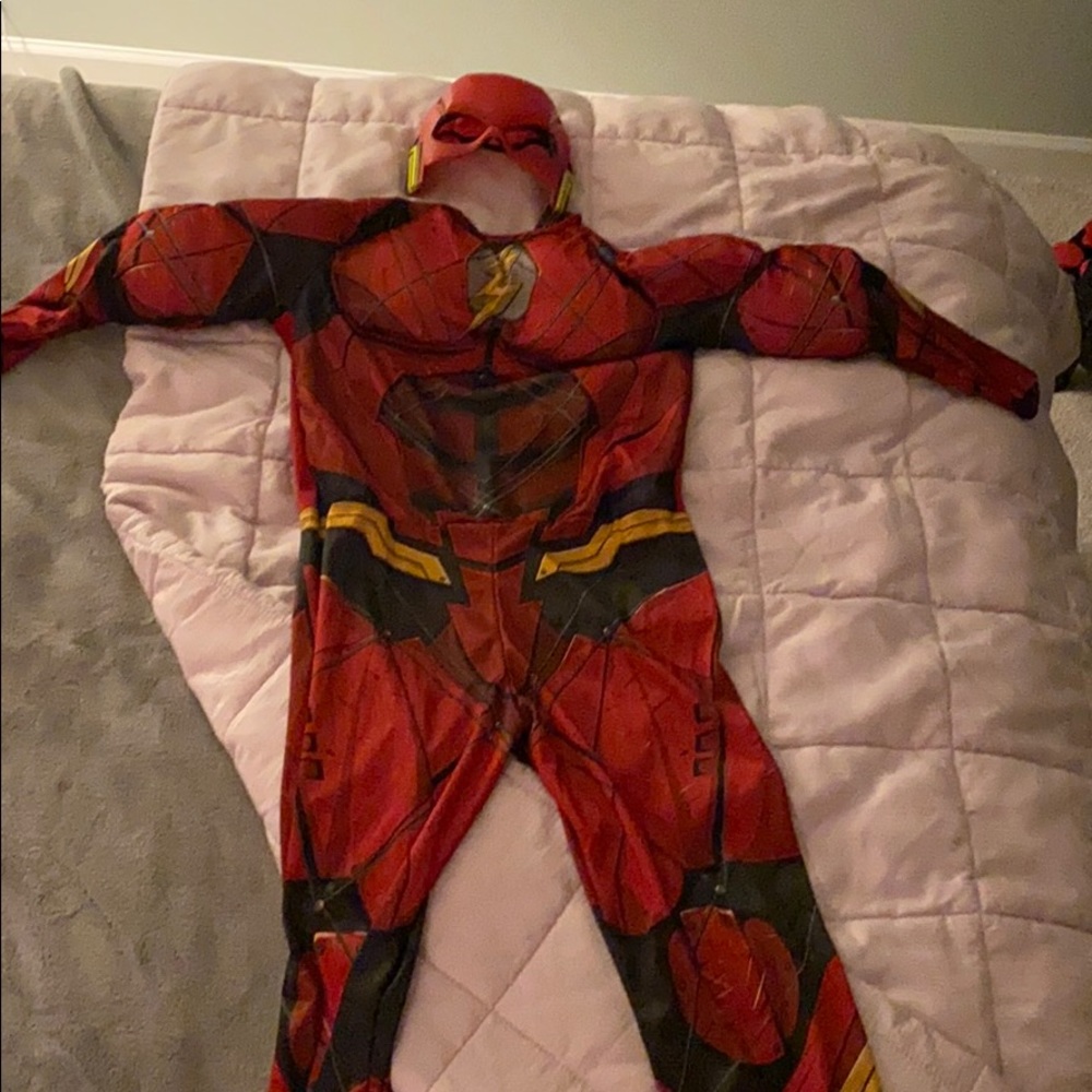 The flash costume